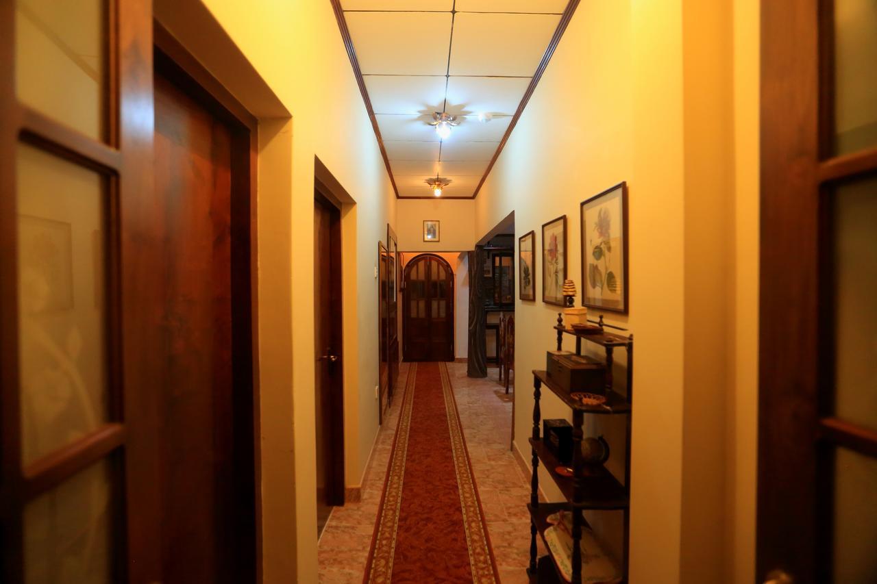 Emel Boutique Hotel Negombo Exterior photo