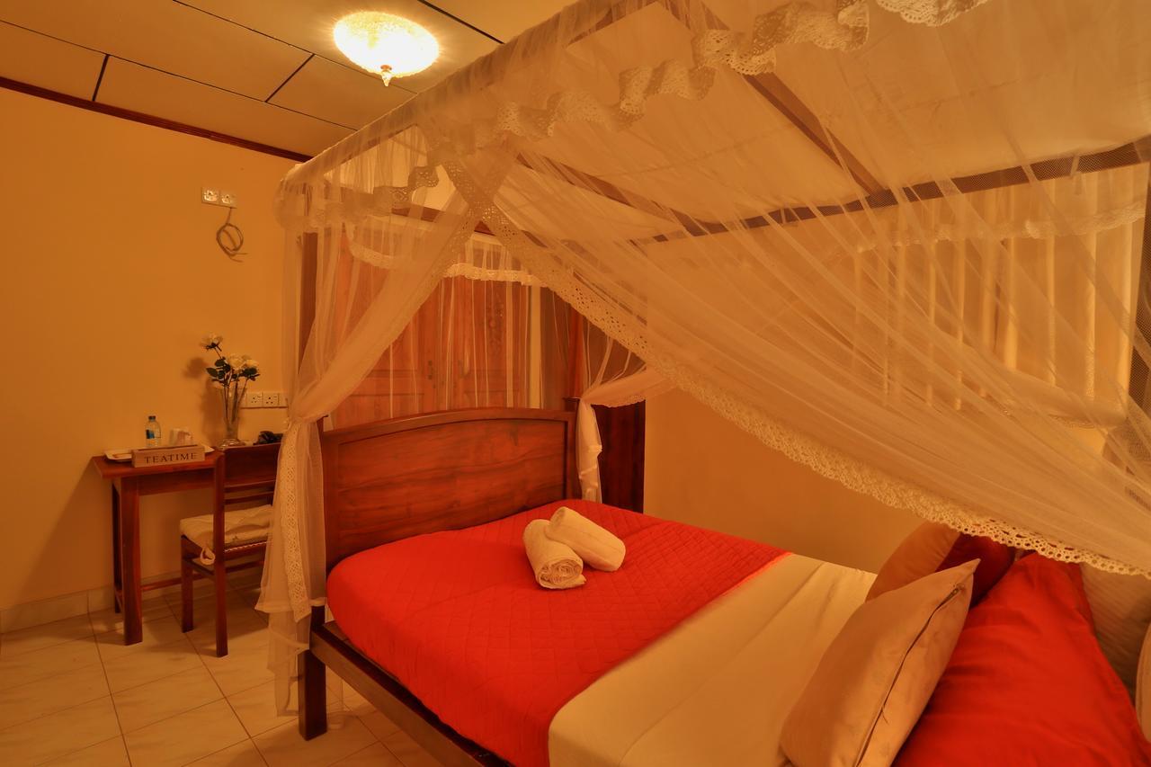 Emel Boutique Hotel Negombo Exterior photo